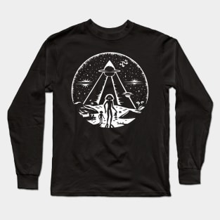 Ancient Egyptian UFO Aliens Retro Illustration Long Sleeve T-Shirt